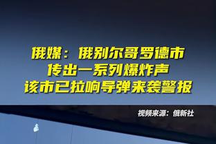 集体抱头！詹姆斯转发自己360度上篮后湖人队友反应：？